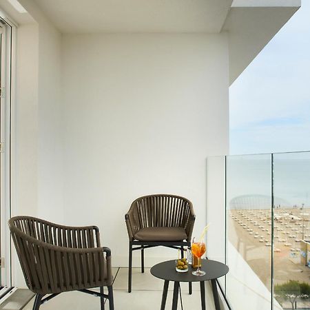 Hotel Pelikan Lignano Sabbiadoro Ngoại thất bức ảnh