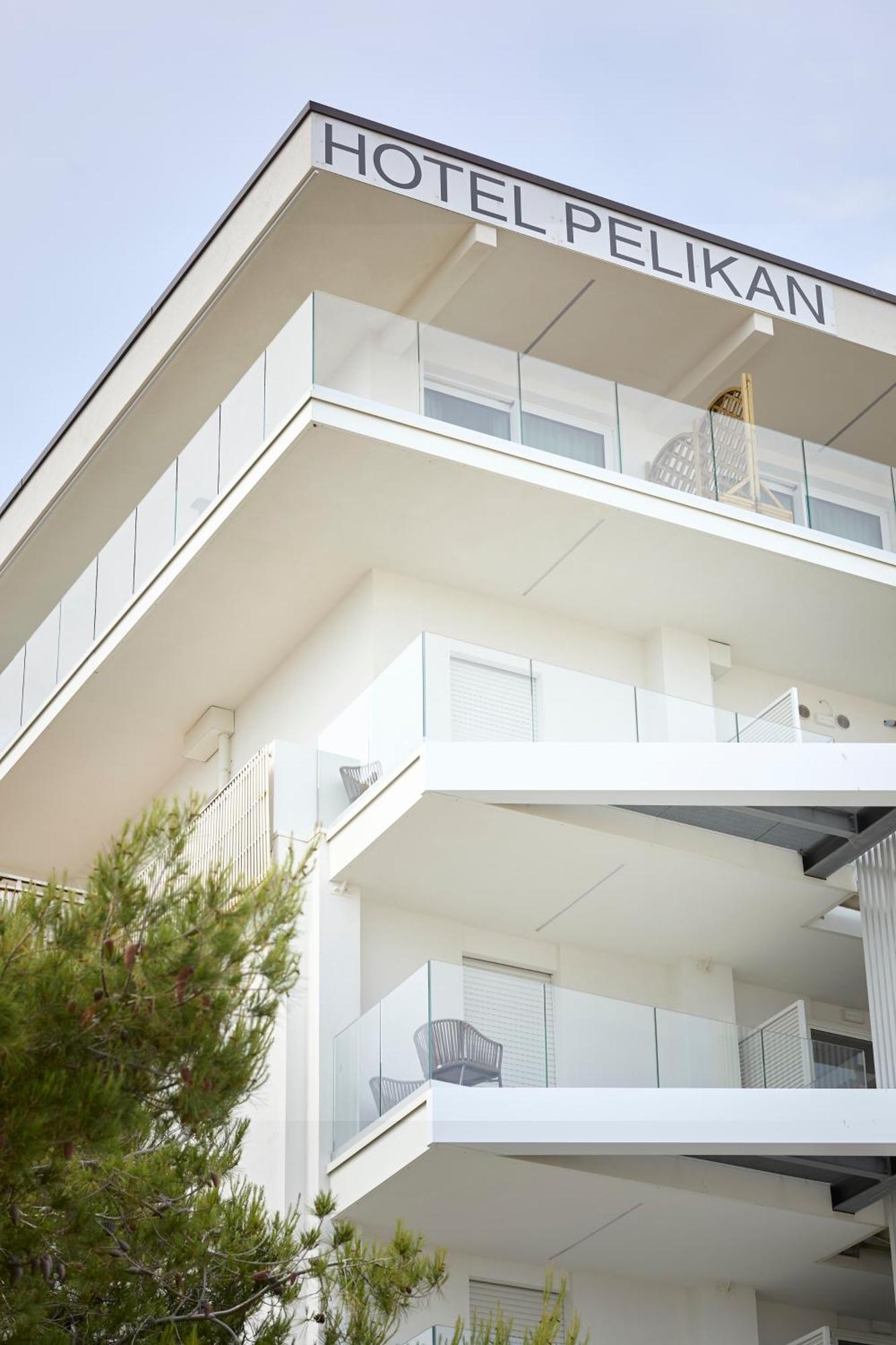 Hotel Pelikan Lignano Sabbiadoro Ngoại thất bức ảnh